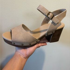 Women's Frye And Co Tan Girard Taupe Block Heel Sandals Size 9.5 M